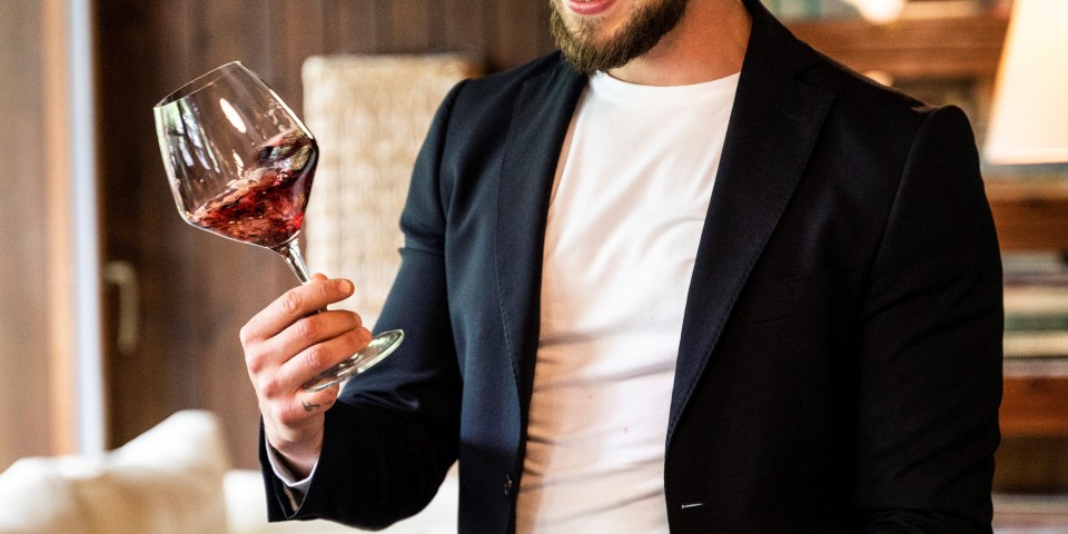 Genießen Sie geführte Weinverkostungen mit fachkundiger Interpretation durch einen Sommelier